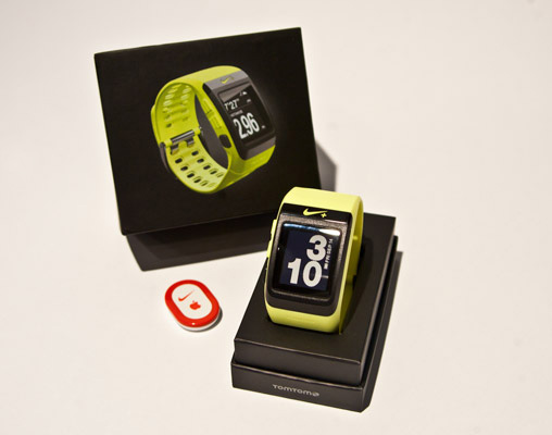 nike  sportwatch gps tomtom app