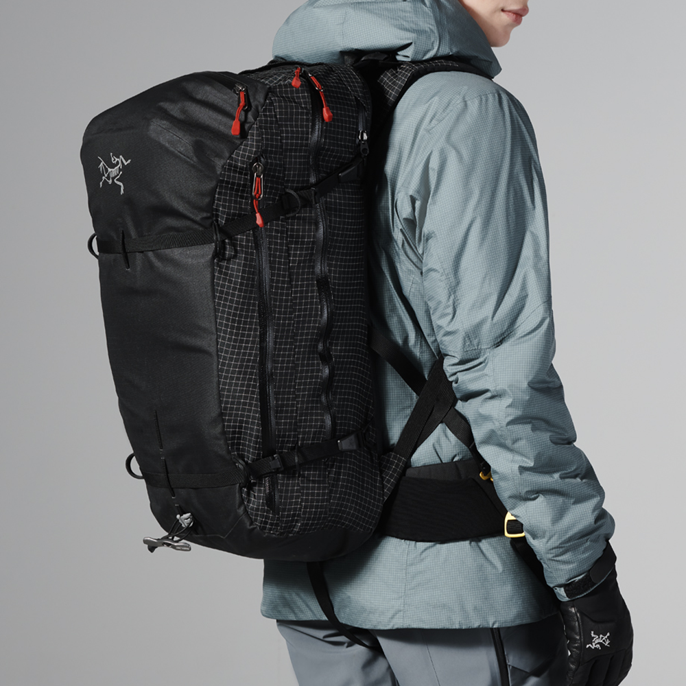 Arc’teryx RUSH SK 32 BACKPACK SHORT 希少品 Arc'Teryx Rush SK 32 Backpack