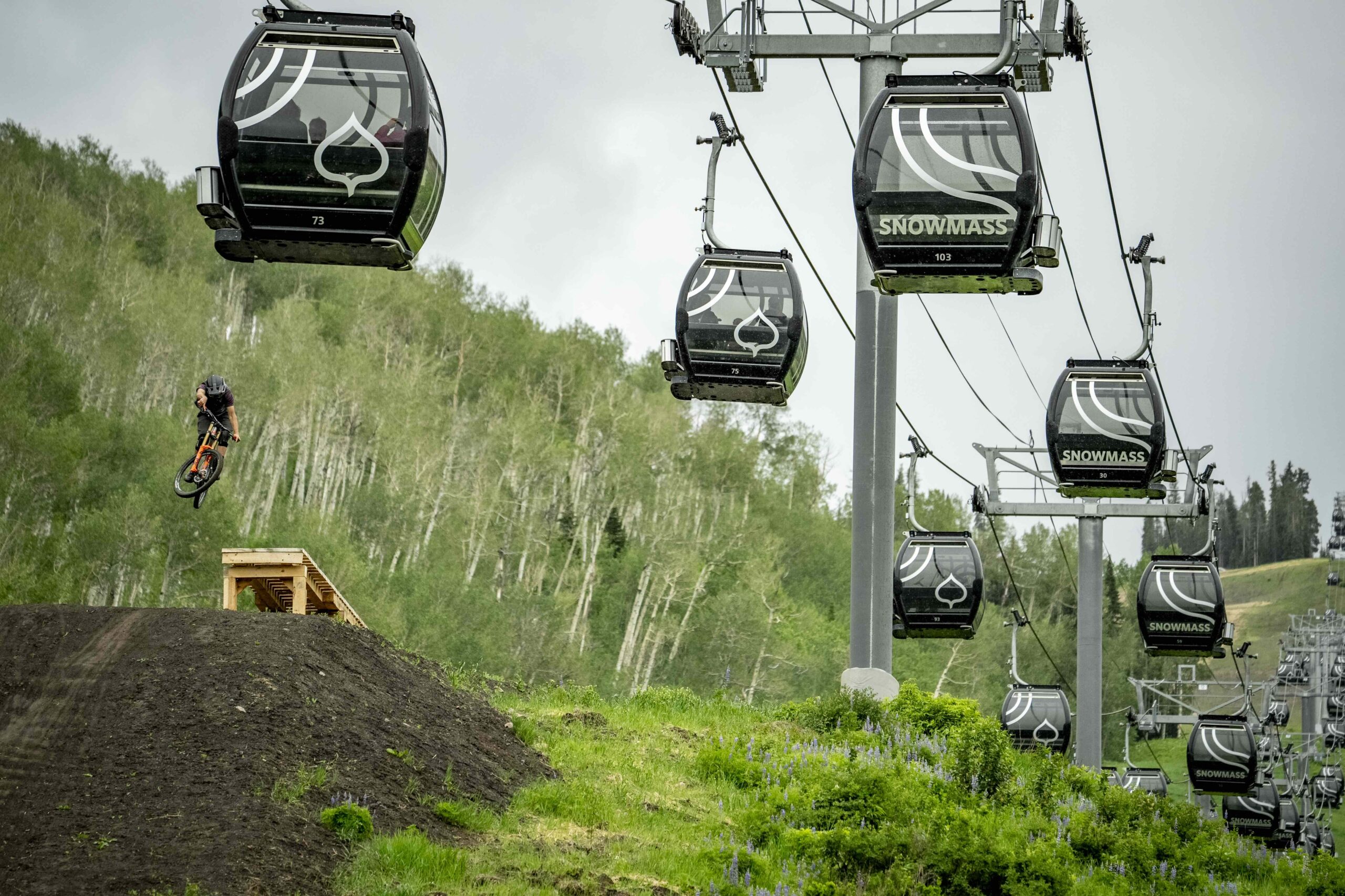 These Outerwear Manufacturers are Dominating the Mountain Bike Scene 1 S25 Snowmass Bike Park 007 scaled
